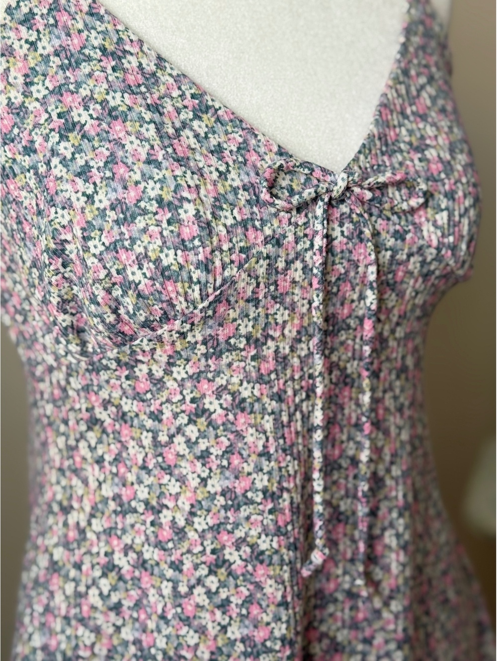 Forever 21 Floral Print Ribbed Knit Mini Dress with Tie Front